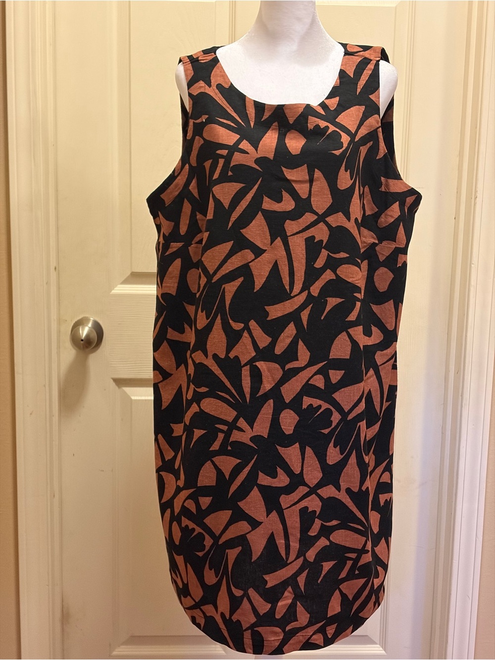 a new day Black & Rust Abstract Print Midi Dress
